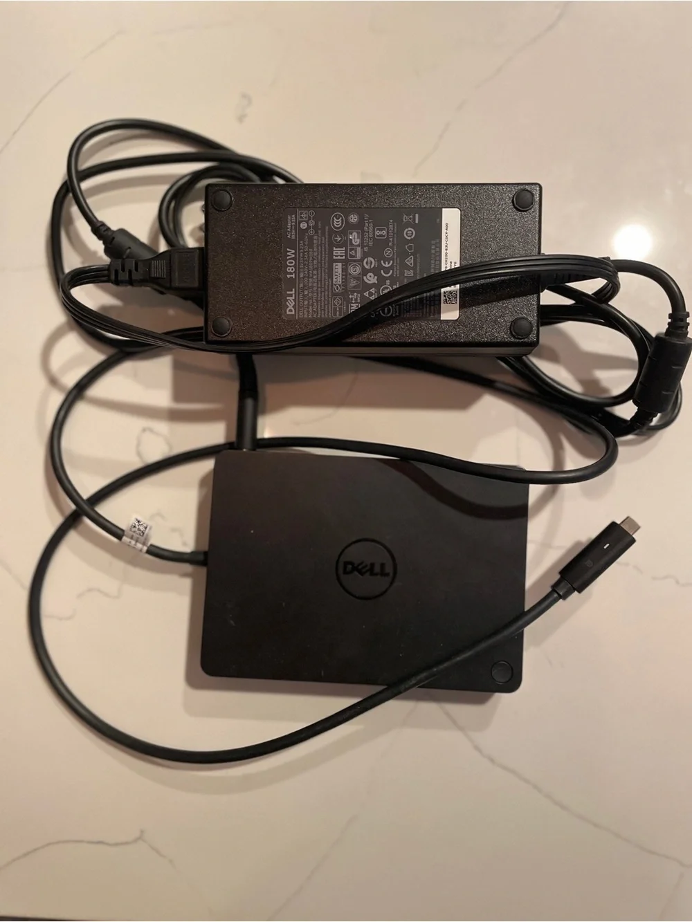 Dell WD15 Black USB-C Docking Station with Multiple Ports